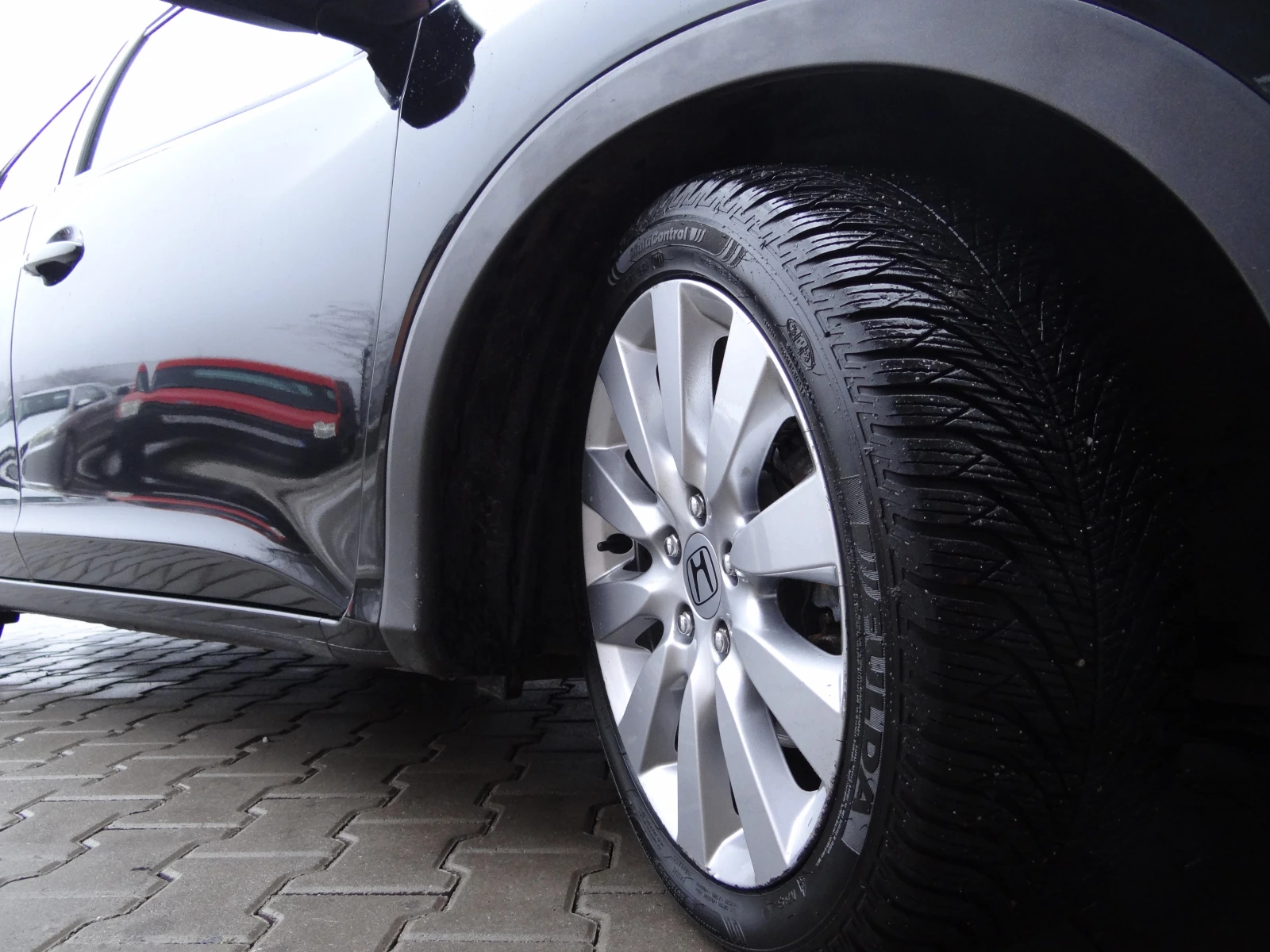 Honda Civic 1.8i-Auto/Koja/Navi/Panorama/Keyless/Xenon/Camera/ | Mobile.bg � ����������� 17