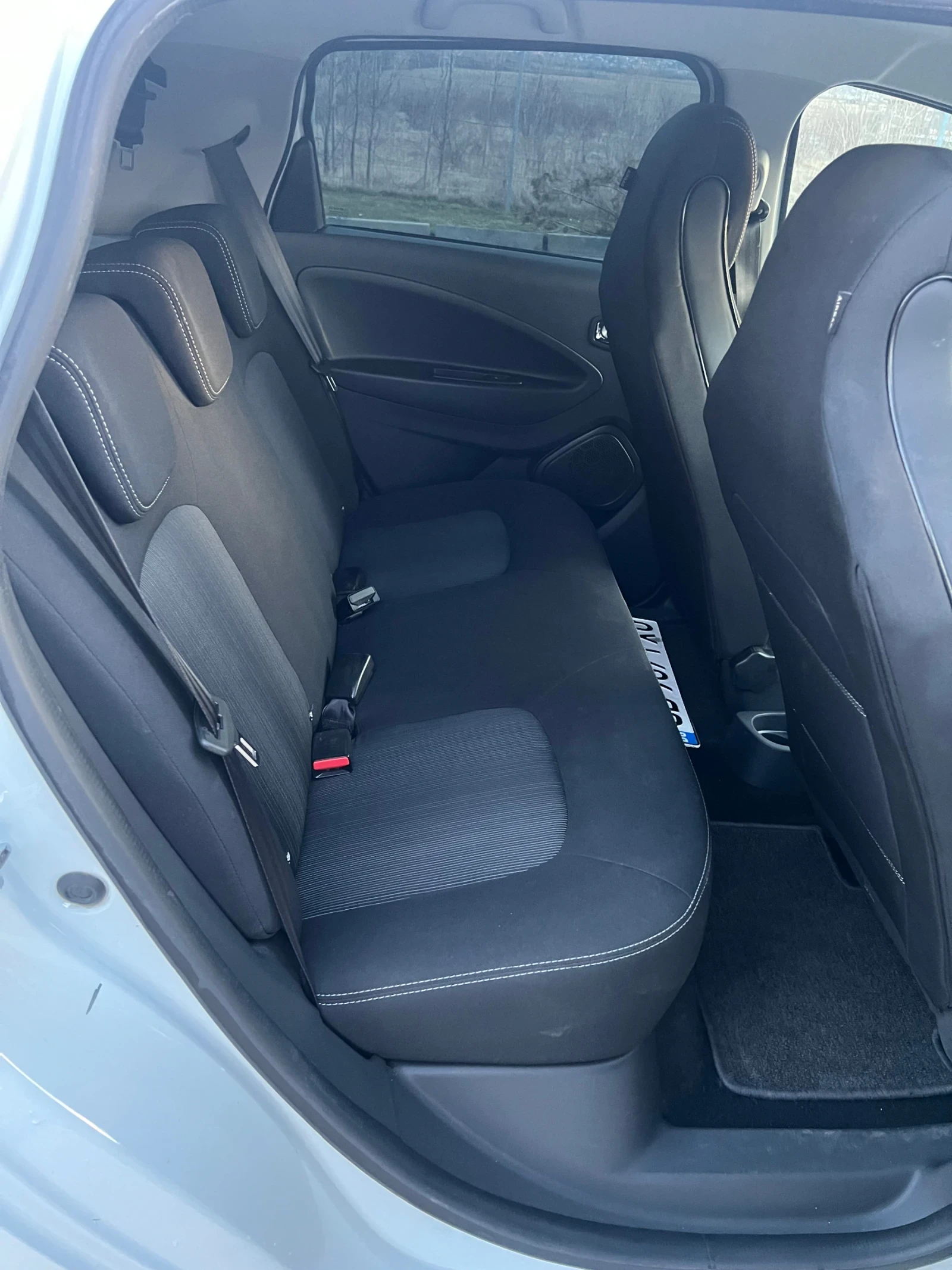 Renault Zoe R90 Intense, снимка 10 - Автомобили и джипове - 53786511