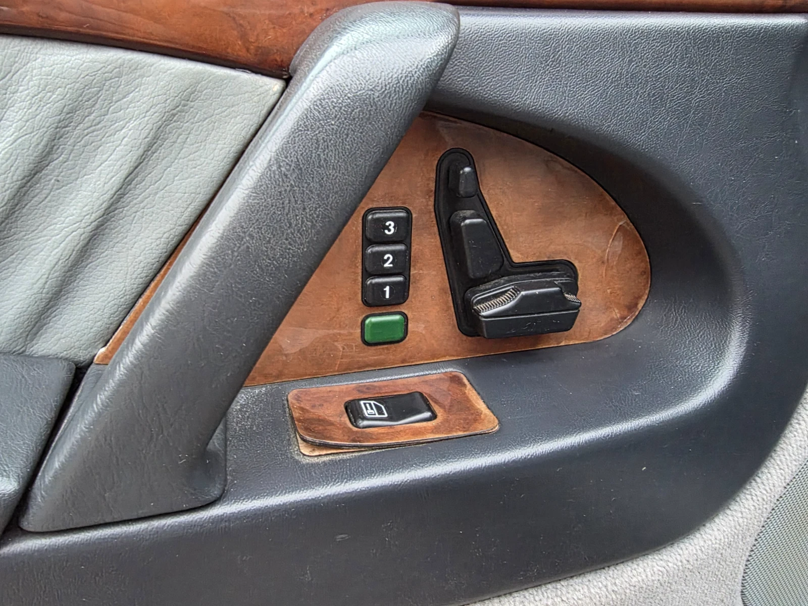 Mercedes-Benz S 500 Бартер, снимка 11 - Автомобили и джипове - 53892436