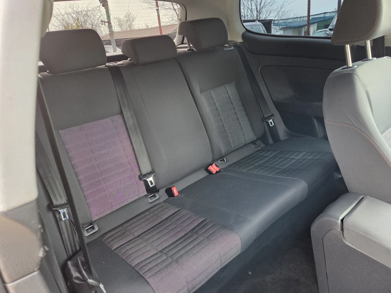 VW Golf 1, 9 tdi 90 hp, снимка 15 - Автомобили и джипове - 54178592