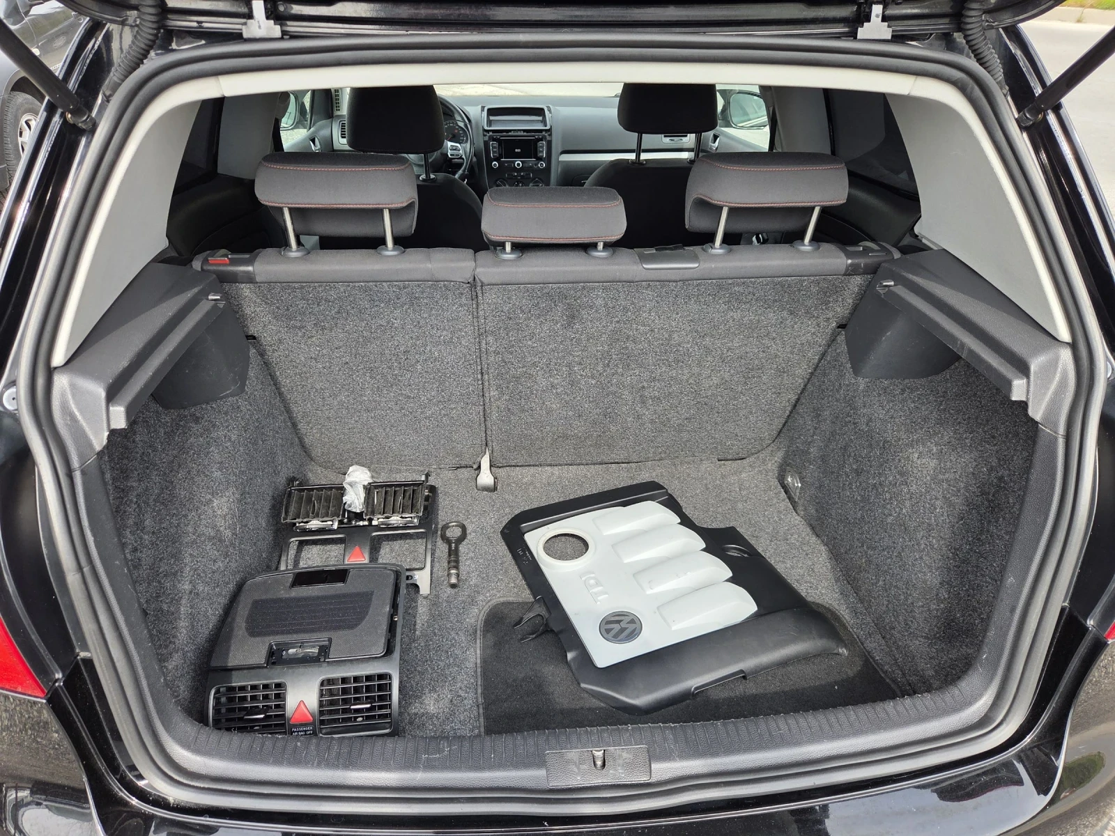 VW Golf 1, 9 tdi 90 hp, снимка 13 - Автомобили и джипове - 54178592