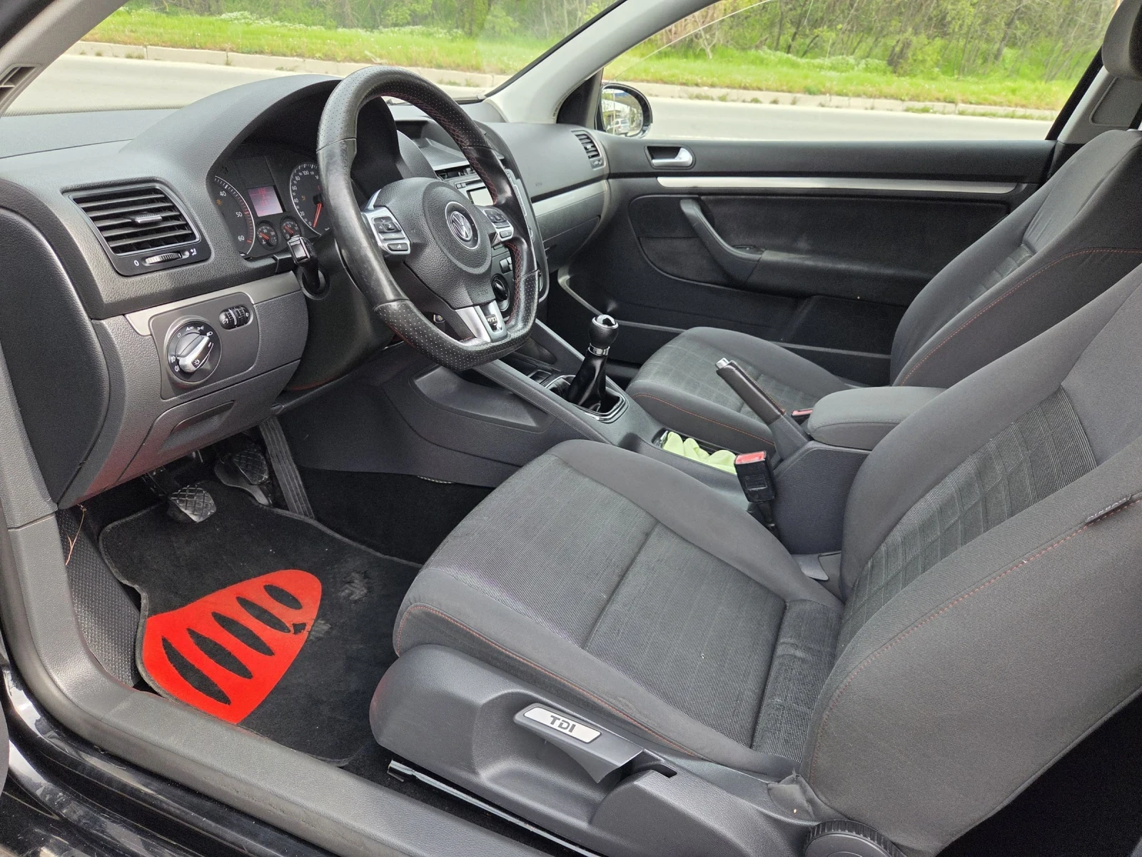 VW Golf 1, 9 tdi 90 hp, снимка 10 - Автомобили и джипове - 54178592