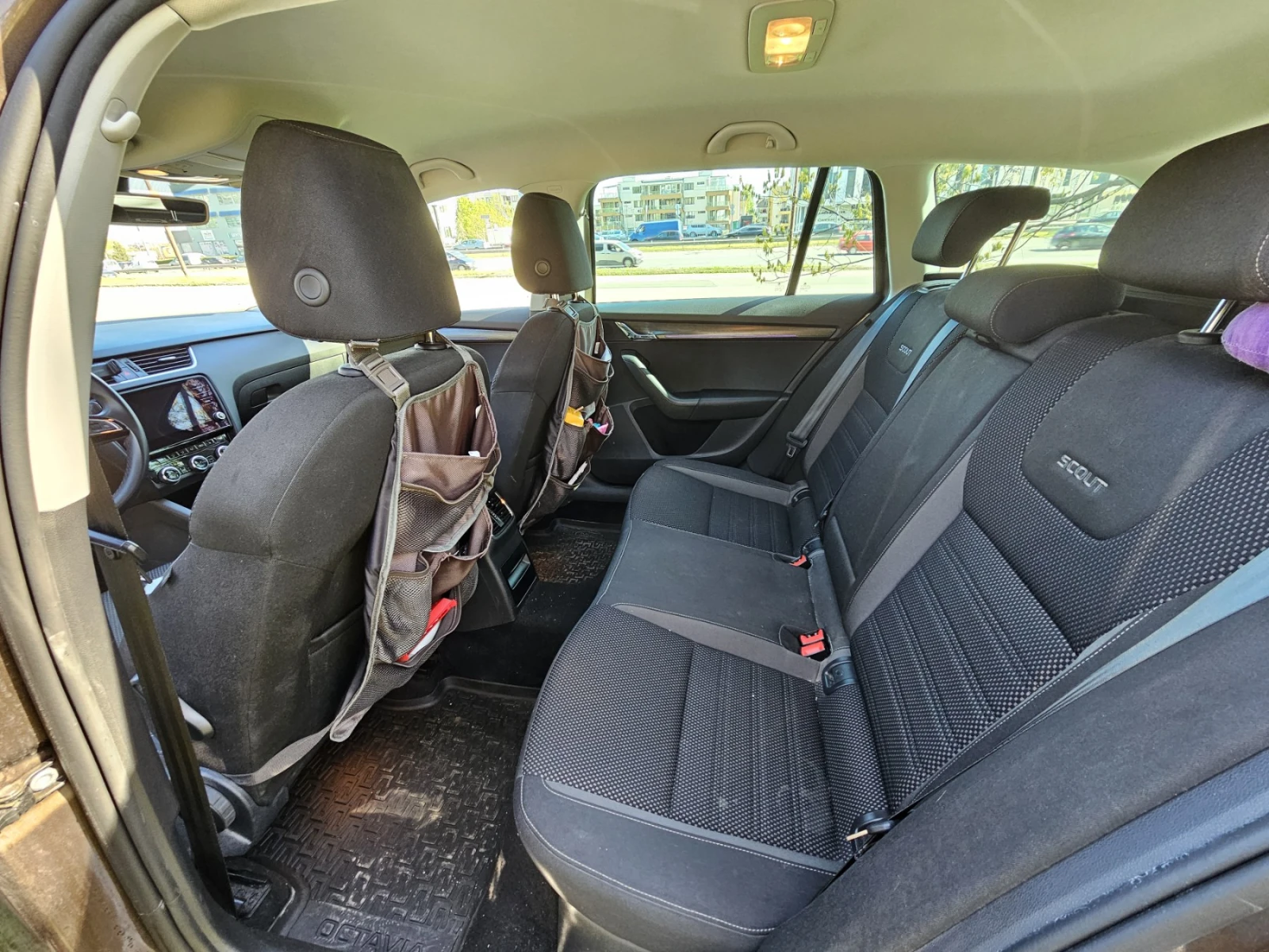 Skoda Octavia Scout, снимка 7 - Автомобили и джипове - 54323203