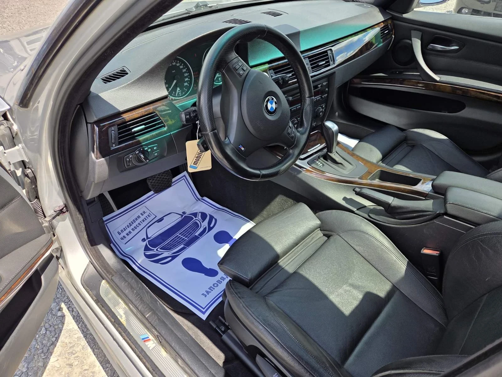 BMW 330 330xd Mpaket, снимка 10 - Автомобили и джипове - 54959410