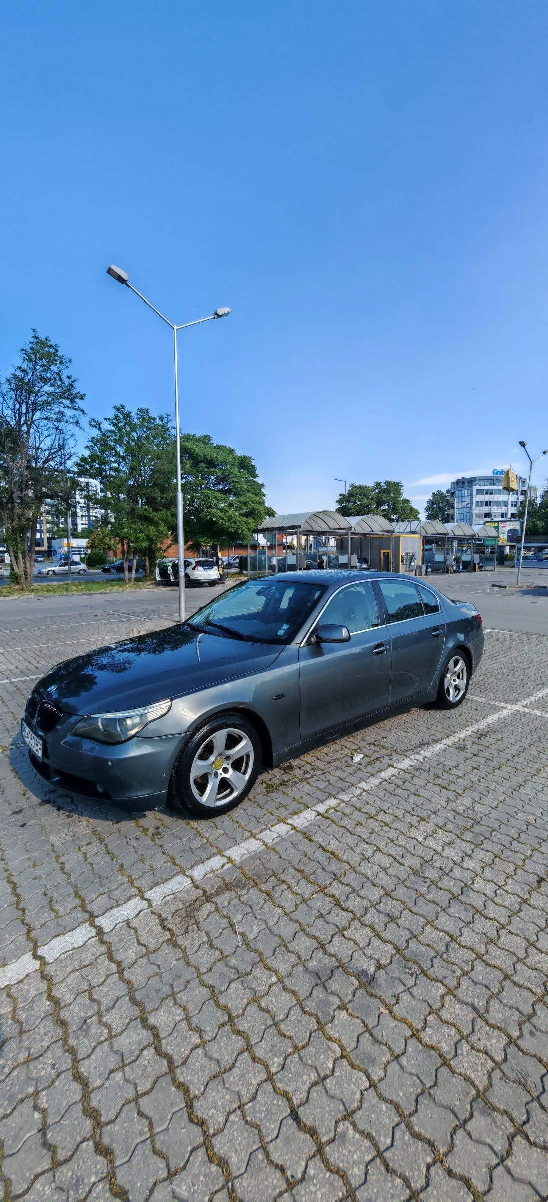BMW 525, снимка 4 - Автомобили и джипове - 55011685