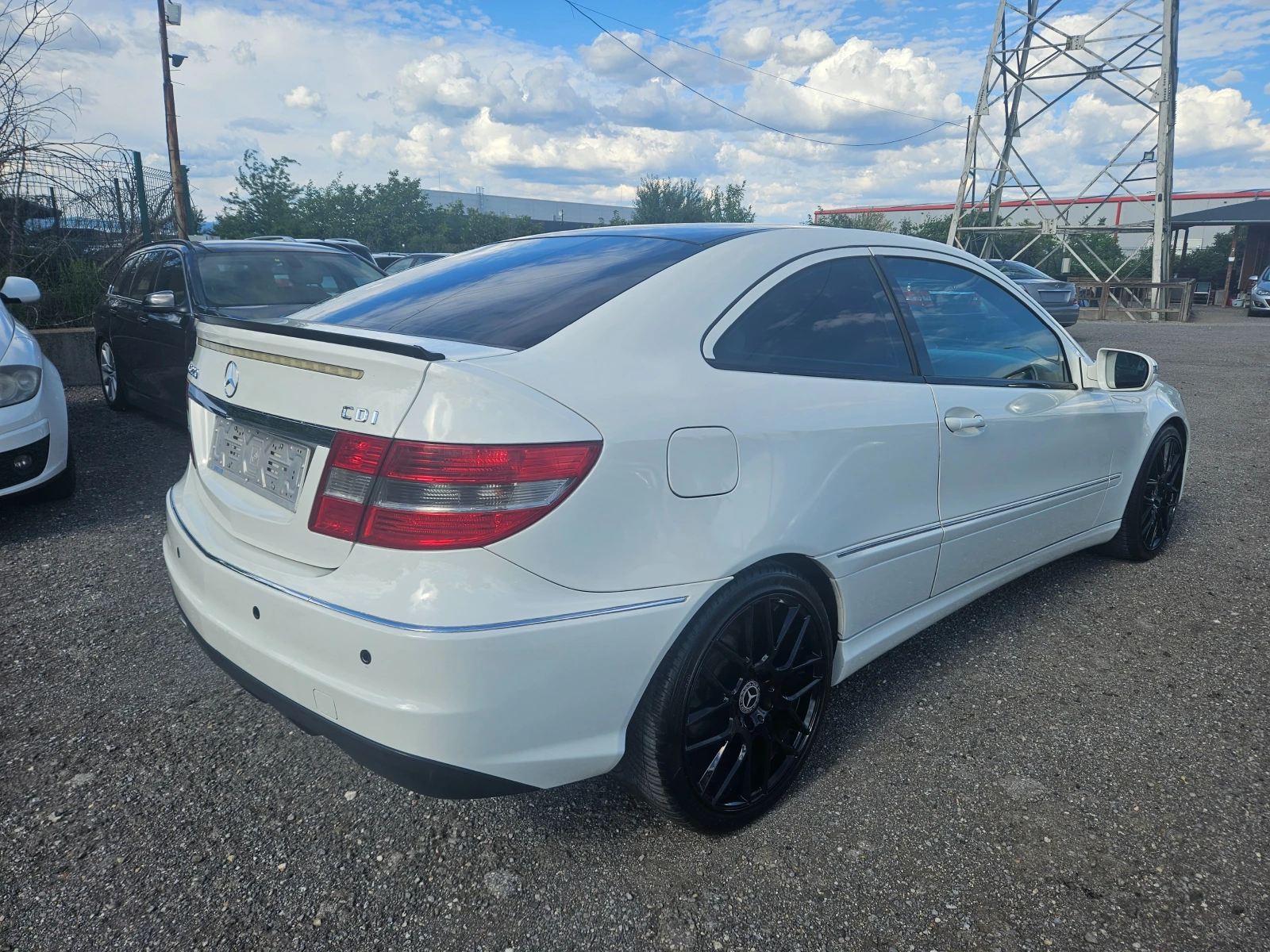 Mercedes-Benz CLC 2.2CDI КОЖА-НАВИГАЦИЯ-ПЕРФЕКТЕН, снимка 4 - Автомобили и джипове - 55221689
