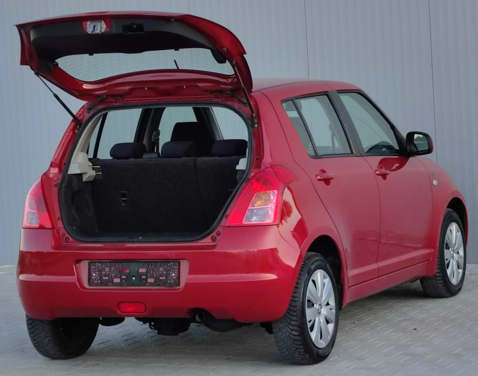 Suzuki Swift 1.3i* 4x4* 92к.с* , снимка 14 - Автомобили и джипове - 55417872