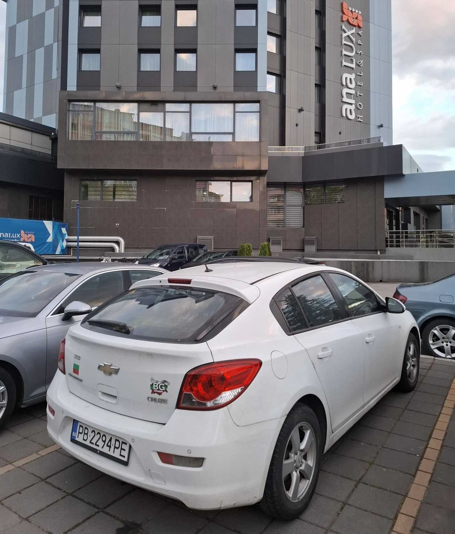 Chevrolet Cruze 1.6 BRC , снимка 2 - Автомобили и джипове - 55474518