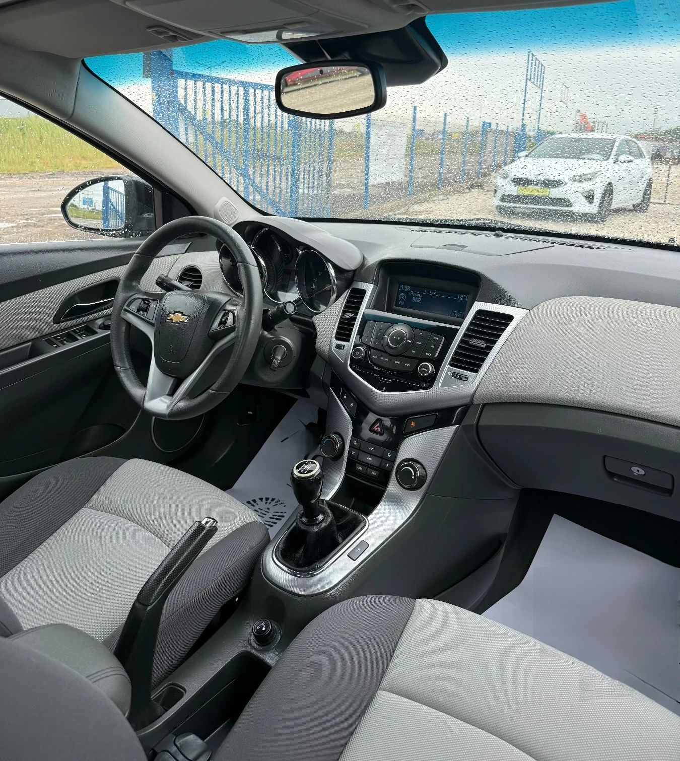 Chevrolet Cruze 1.6 BRC , снимка 4 - Автомобили и джипове - 55474518