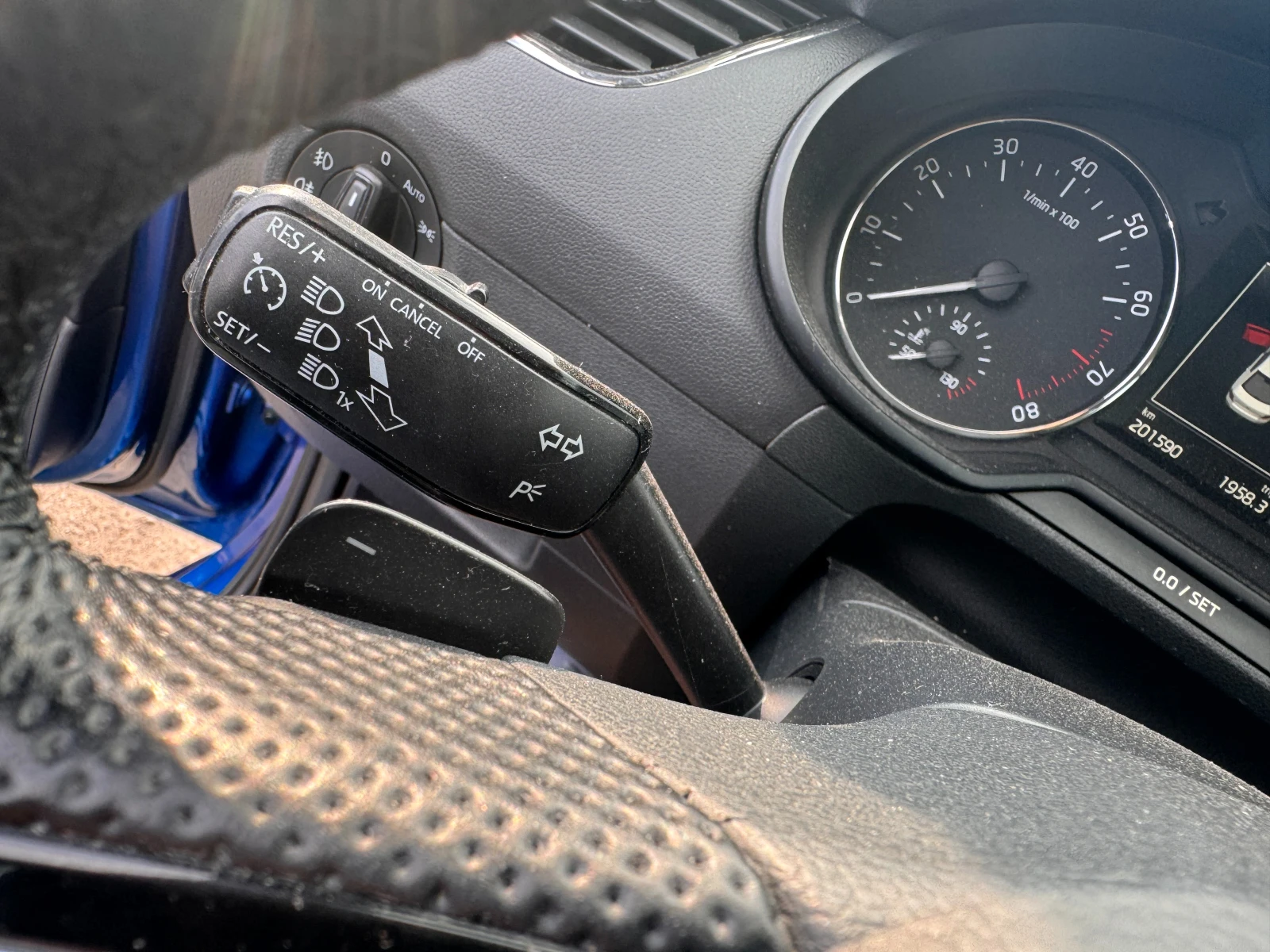 Skoda Octavia Canton, снимка 11 - Автомобили и джипове - 55641064