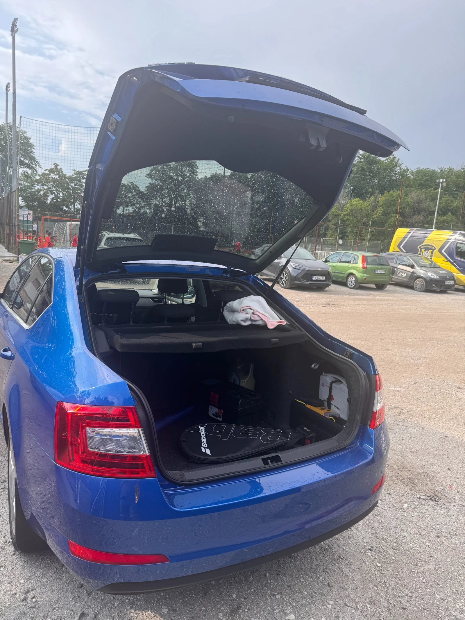 Skoda Octavia Canton, снимка 14 - Автомобили и джипове - 55641064