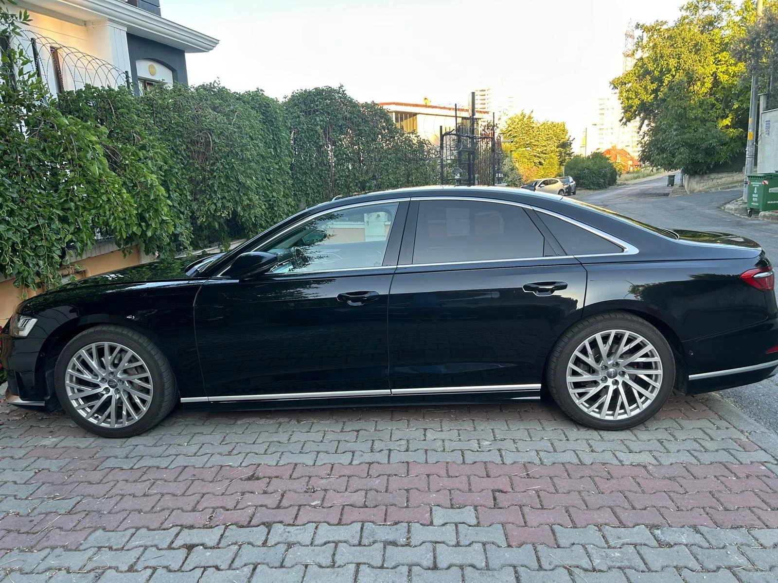 Audi A8, снимка 3 - Автомобили и джипове - 56057591
