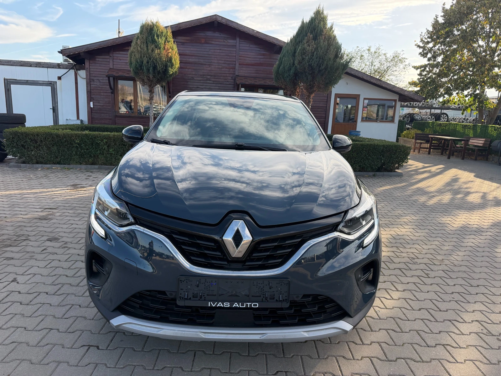 Renault Captur 1.6HYBRID AVTOMAT/NAVI/KAMERA EURO 6 | Mobile.bg � ����������� 3