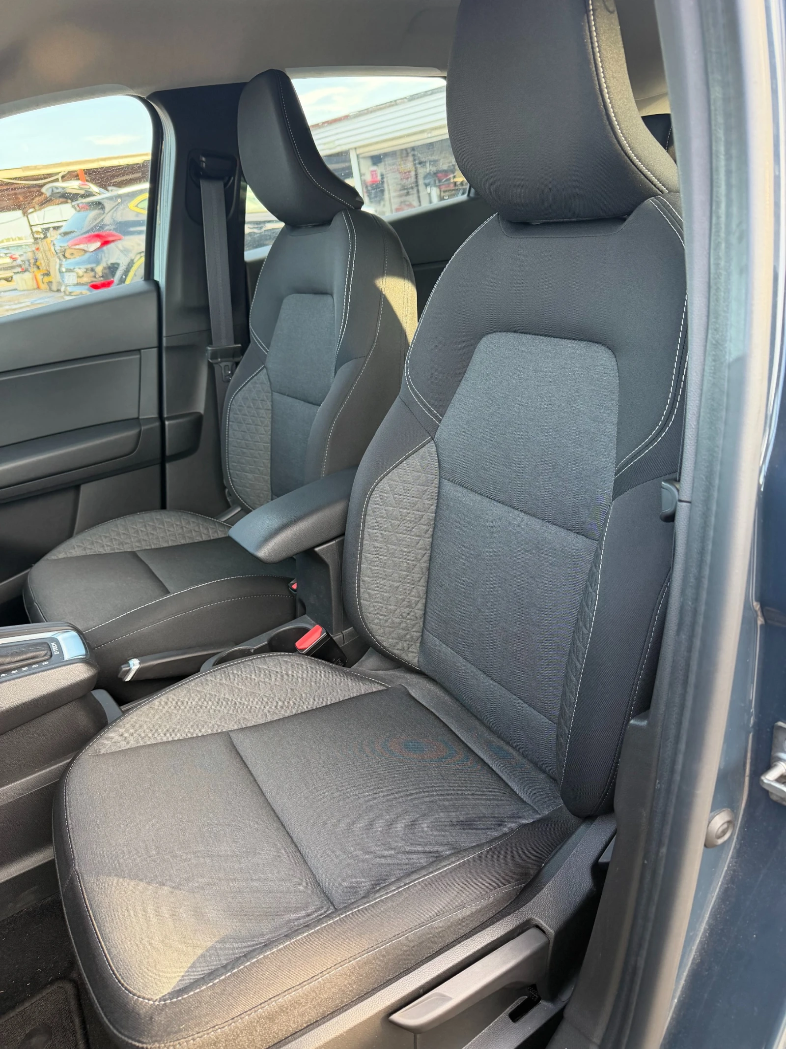 Renault Captur 1.6HYBRID AVTOMAT/NAVI/KAMERA EURO 6 | Mobile.bg � ����������� 12