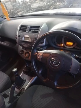 Toyota Rav4 2.2D-CAT 177kc, снимка 5