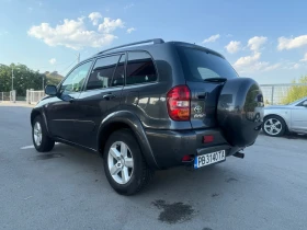 Toyota Rav4 2.0 D4D 116кс 2005 с ТЕГЛИЧ, снимка 2
