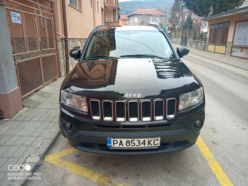 Jeep Compass, снимка 2 - Автомобили и джипове - 48587690