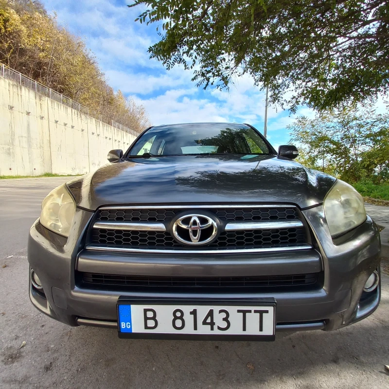 Toyota Rav4 2.2 D4D 4X4, снимка 17 - Автомобили и джипове - 49450312