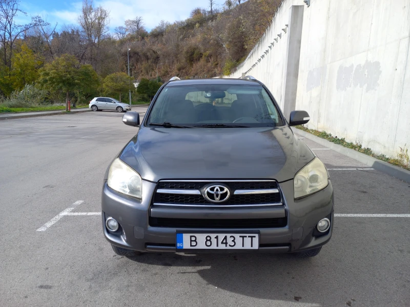 Toyota Rav4 2.2 D4D 4X4, снимка 2 - Автомобили и джипове - 49450312