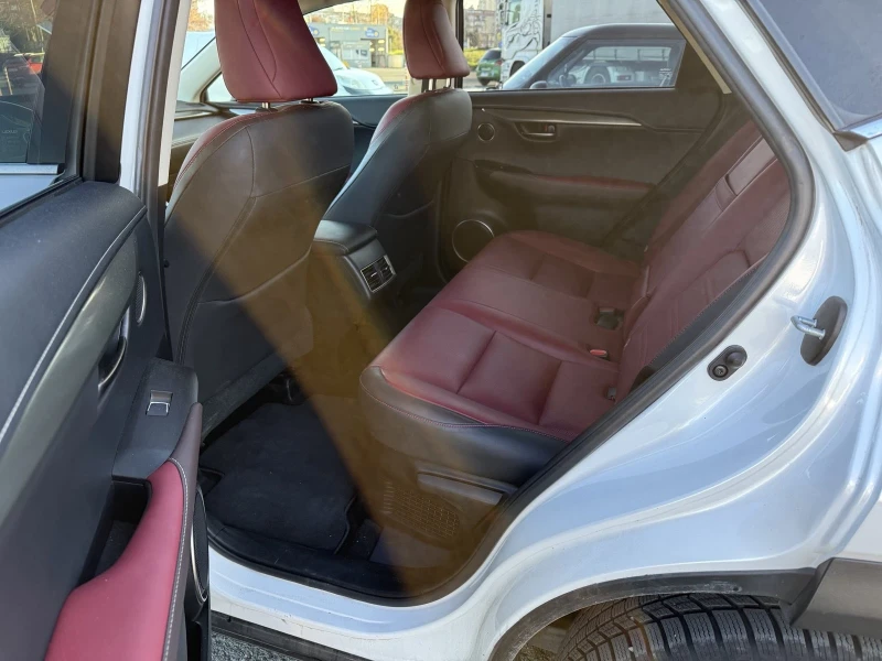 Lexus NX 300h 197 к.с Executive Plus , снимка 11 - Автомобили и джипове - 52526479