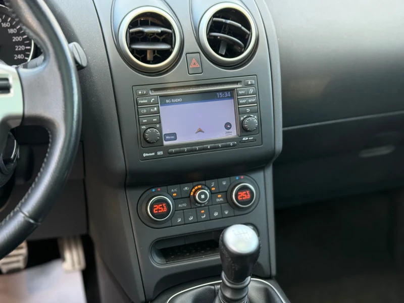 Nissan Qashqai 2.0i-141К.С 4x4 FACELIFT KOJA BOSE PANORAMA NAVI, снимка 11 - Автомобили и джипове - 53263751