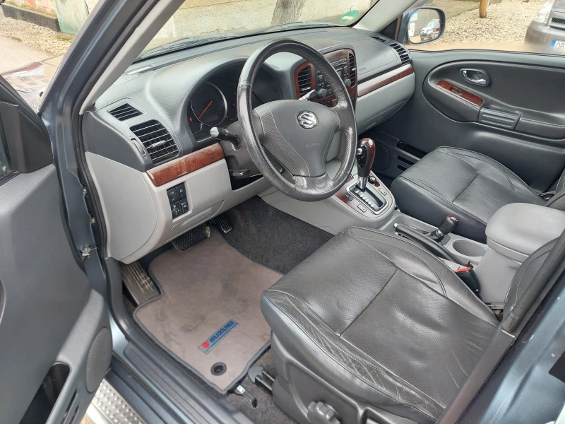 Suzuki Grand vitara 2, 5i-158kc.-ТОП СЪСТОЯНИЕ, снимка 14 - Автомобили и джипове - 53282356
