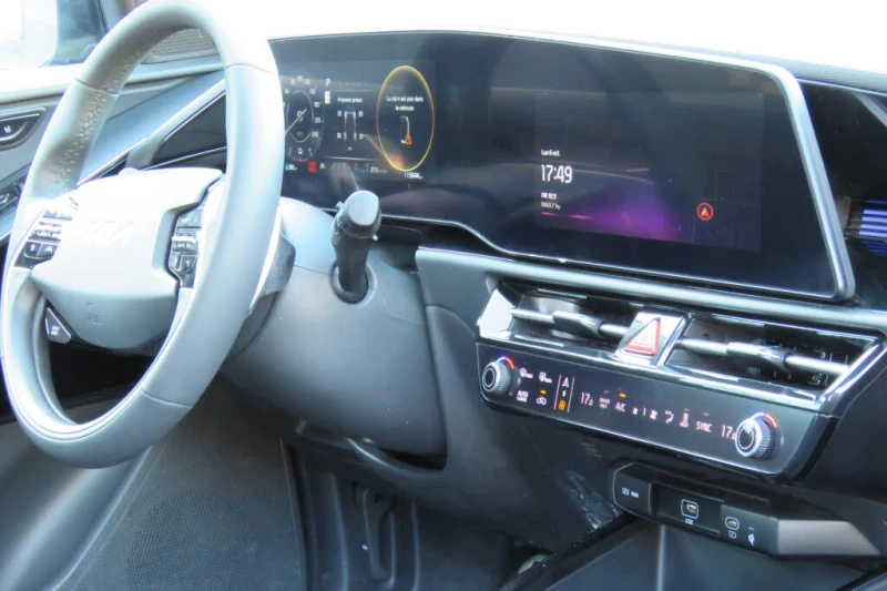 Kia Niro EV Wave FWD, снимка 8 - Автомобили и джипове - 53440170