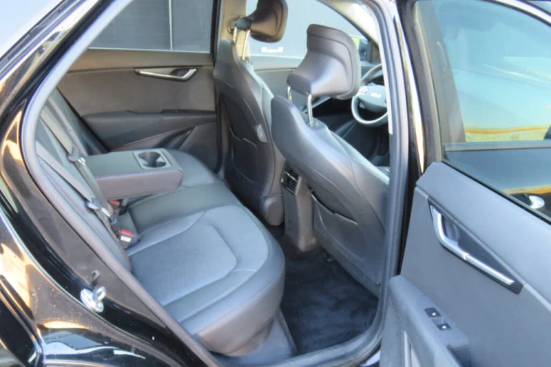 Kia Niro EV Wave FWD, снимка 13 - Автомобили и джипове - 53440170