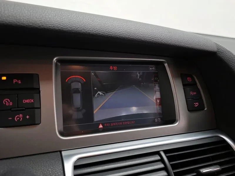 Audi Q7 3.0 TDI Quattro, снимка 15 - Автомобили и джипове - 55132422