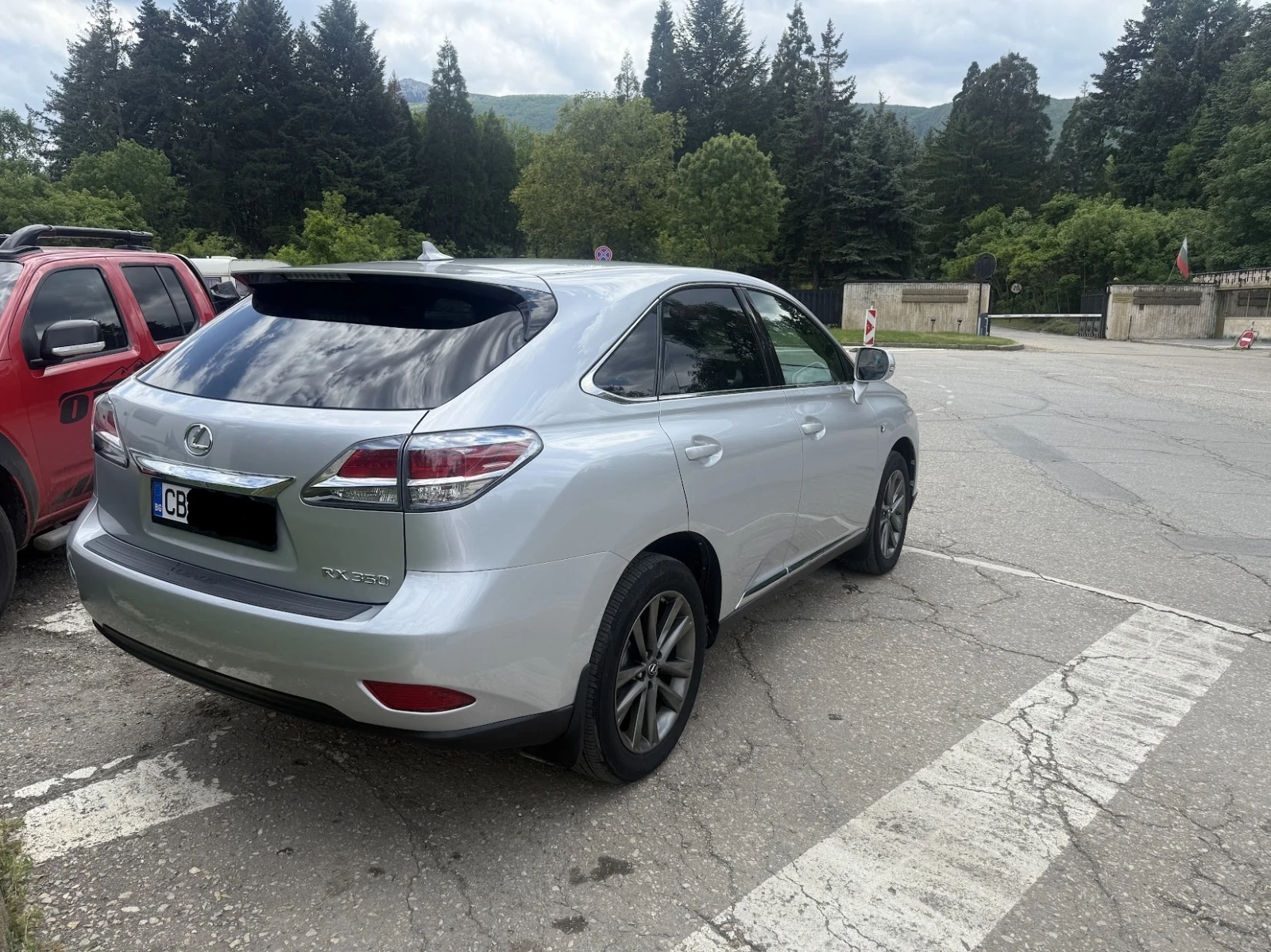 Lexus RX 350 F-Sport Фейслифт - изображение 6
