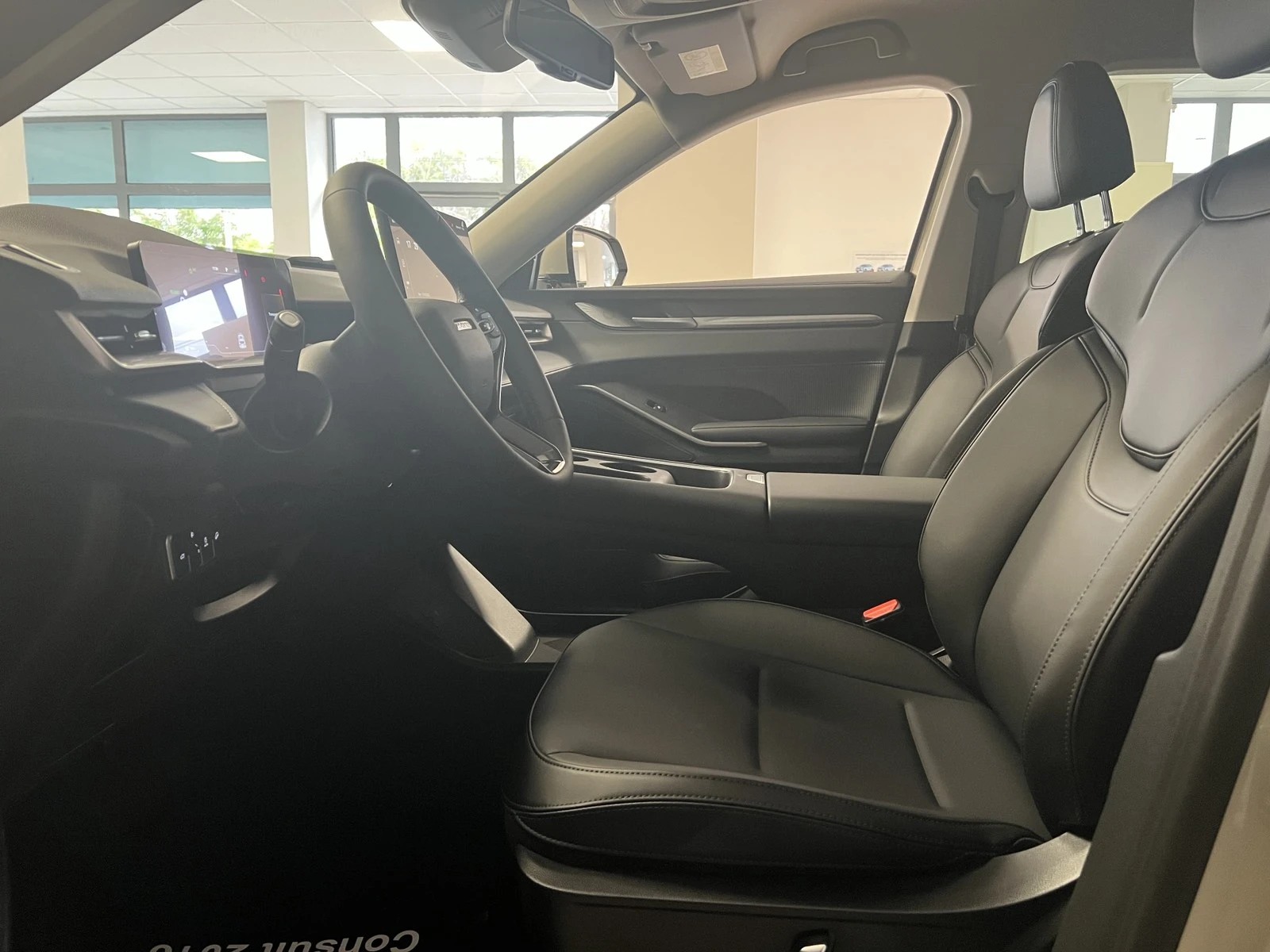 Haval H6 HEV NEW 4X2 - изображение 7