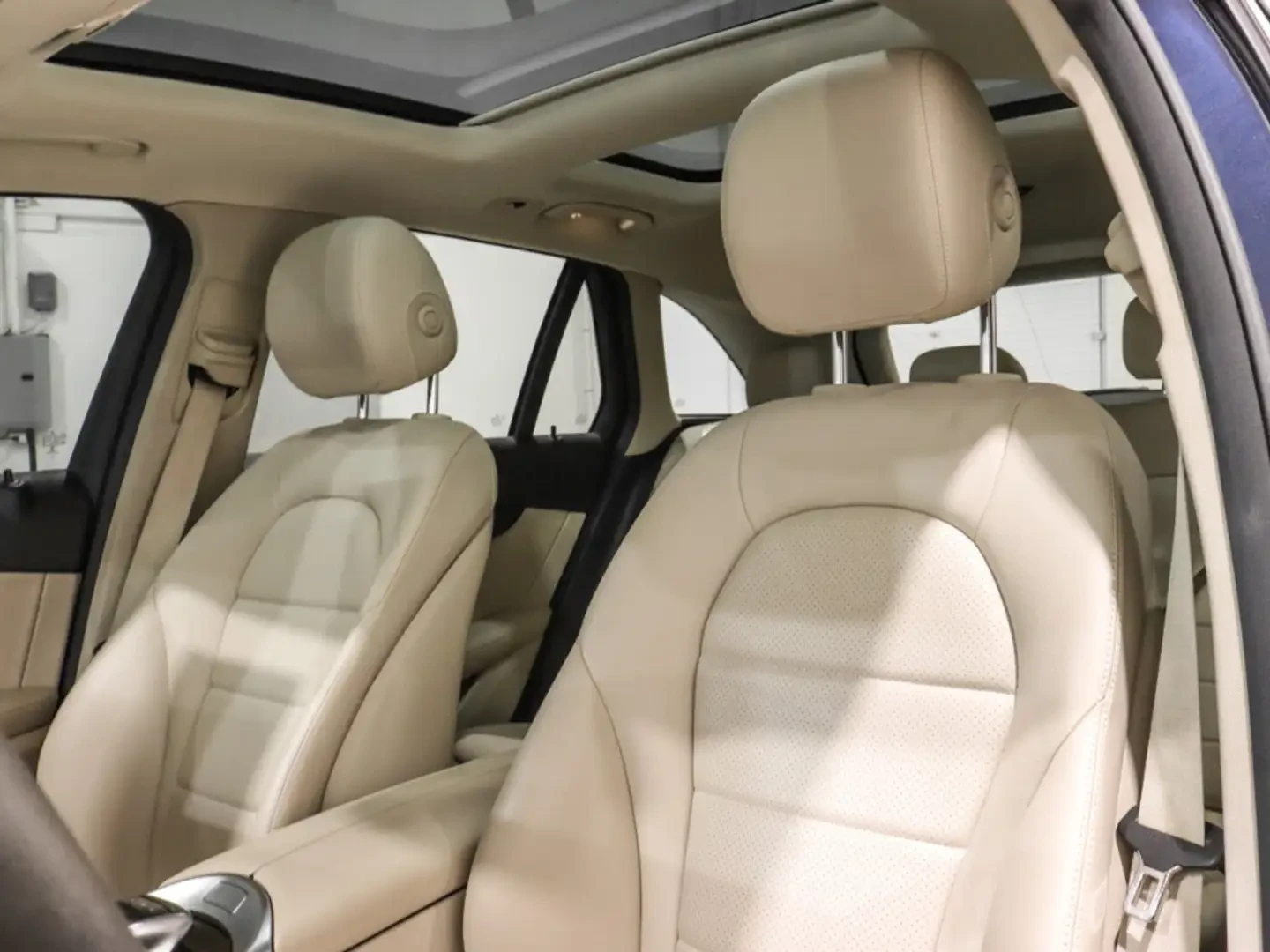 Mercedes-Benz GLC 300 AMG LINE/BURMESTER/360 VIEW KAMEPA/PANO/KEYLESS | Mobile.bg   15