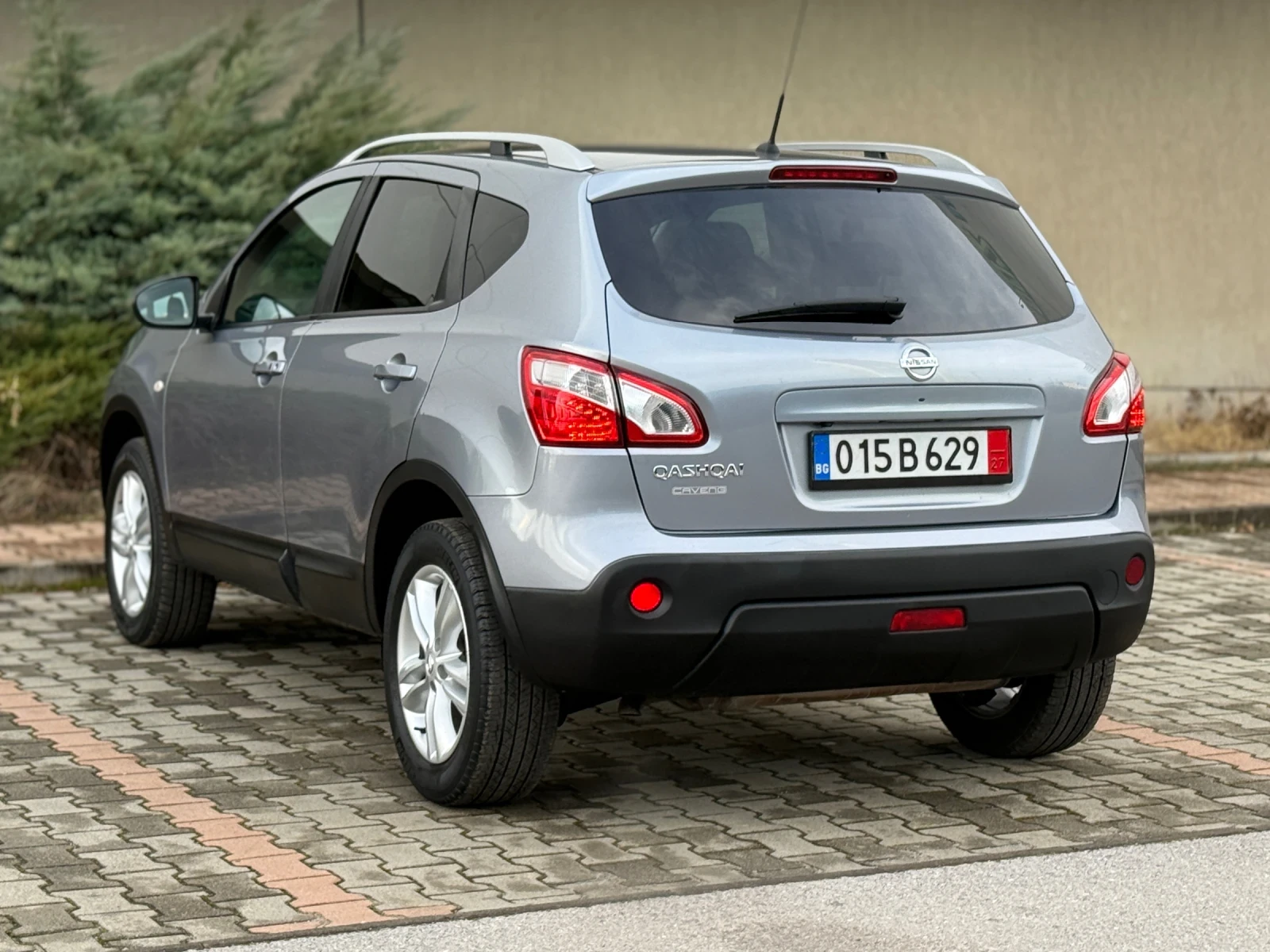 Nissan Qashqai 2.0i-141К.С 4x4 FACELIFT KOJA BOSE PANORAMA NAVI - изображение 4