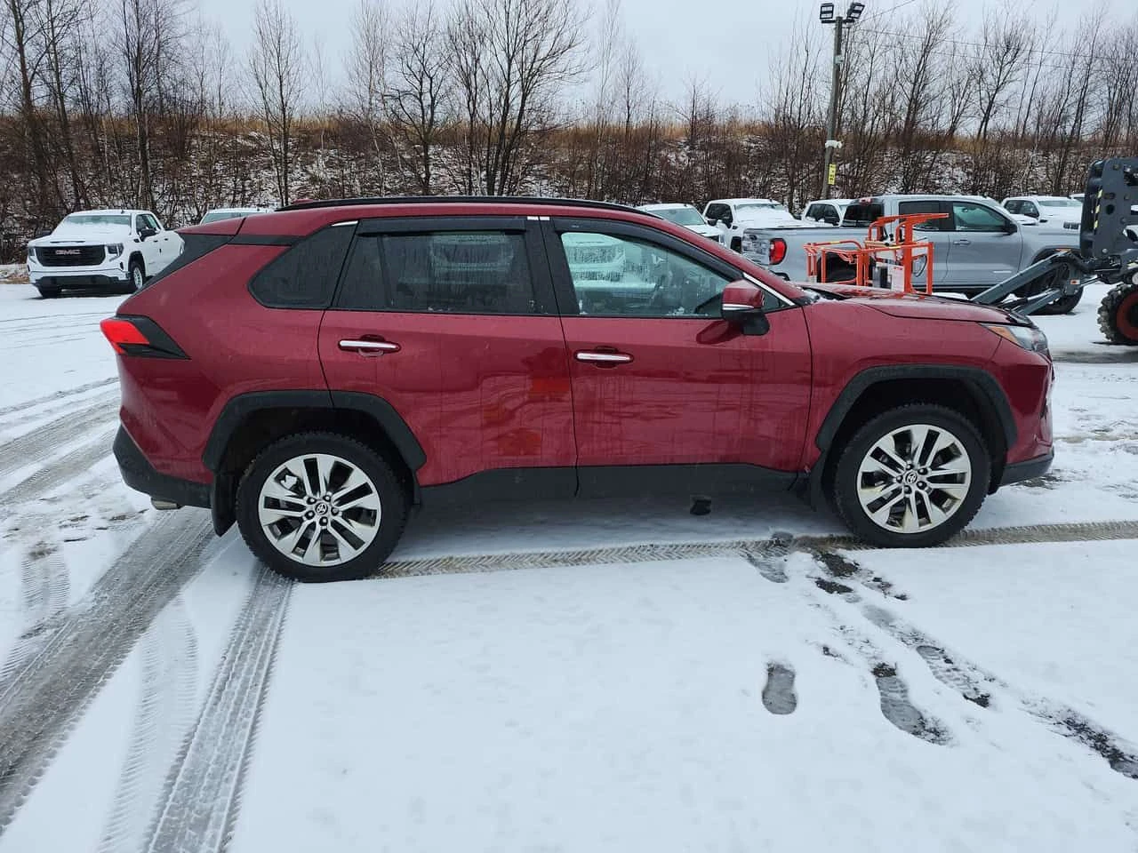 Toyota Rav4 * Limited * ПОДГРЕВ * КЛИП НА МОТОРА * ДВА КЛЮЧА, снимка 4 - Автомобили и джипове - 53991054
