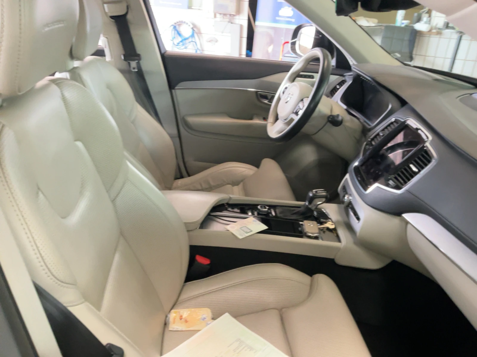 Volvo Xc90 T6 Inscription - B&W / Масаж/обдух/Пано/360, снимка 13 - Автомобили и джипове - 54662958