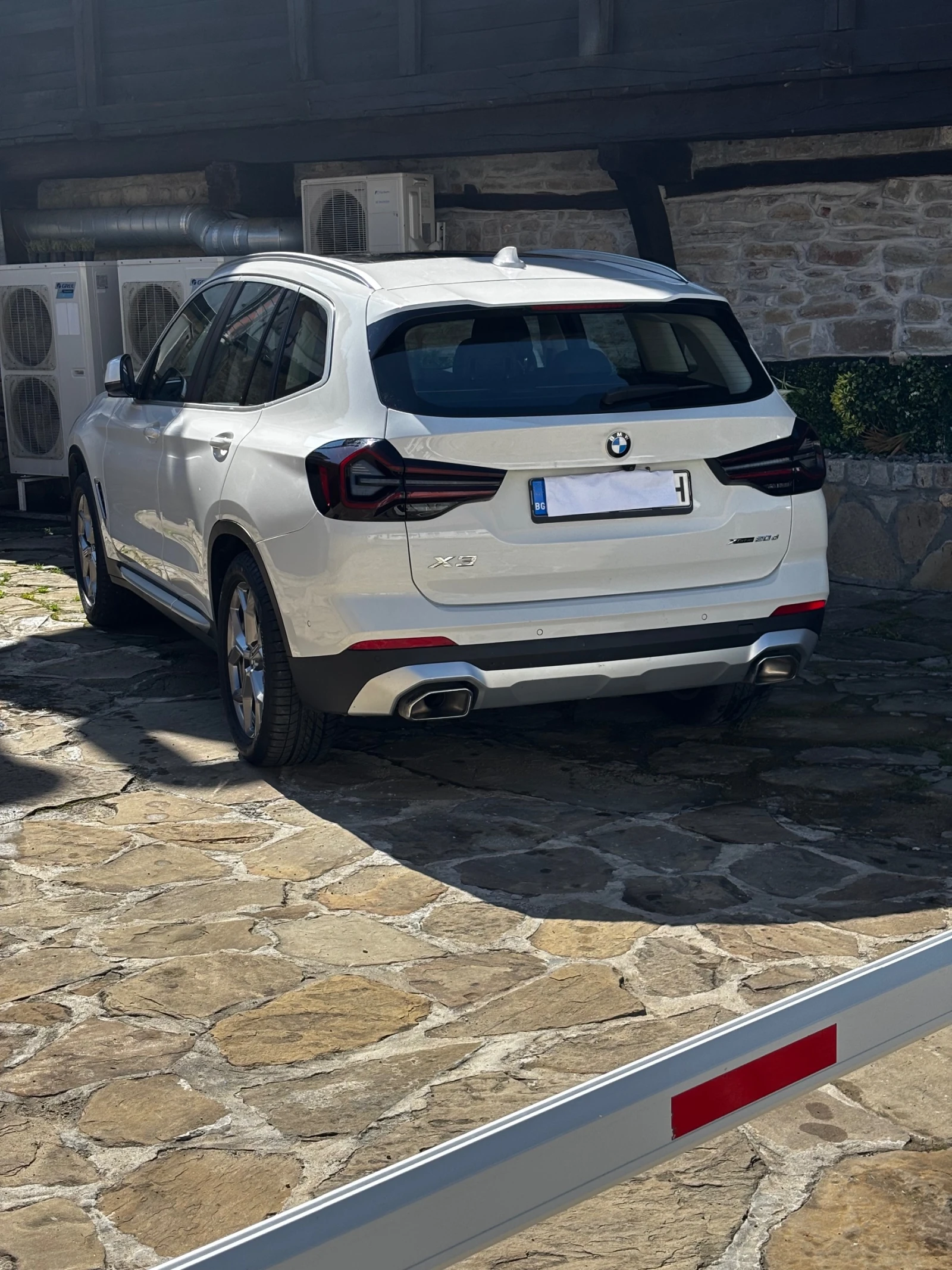 BMW X3 xDrive20d/Гаранция, снимка 2 - Автомобили и джипове - 54762527