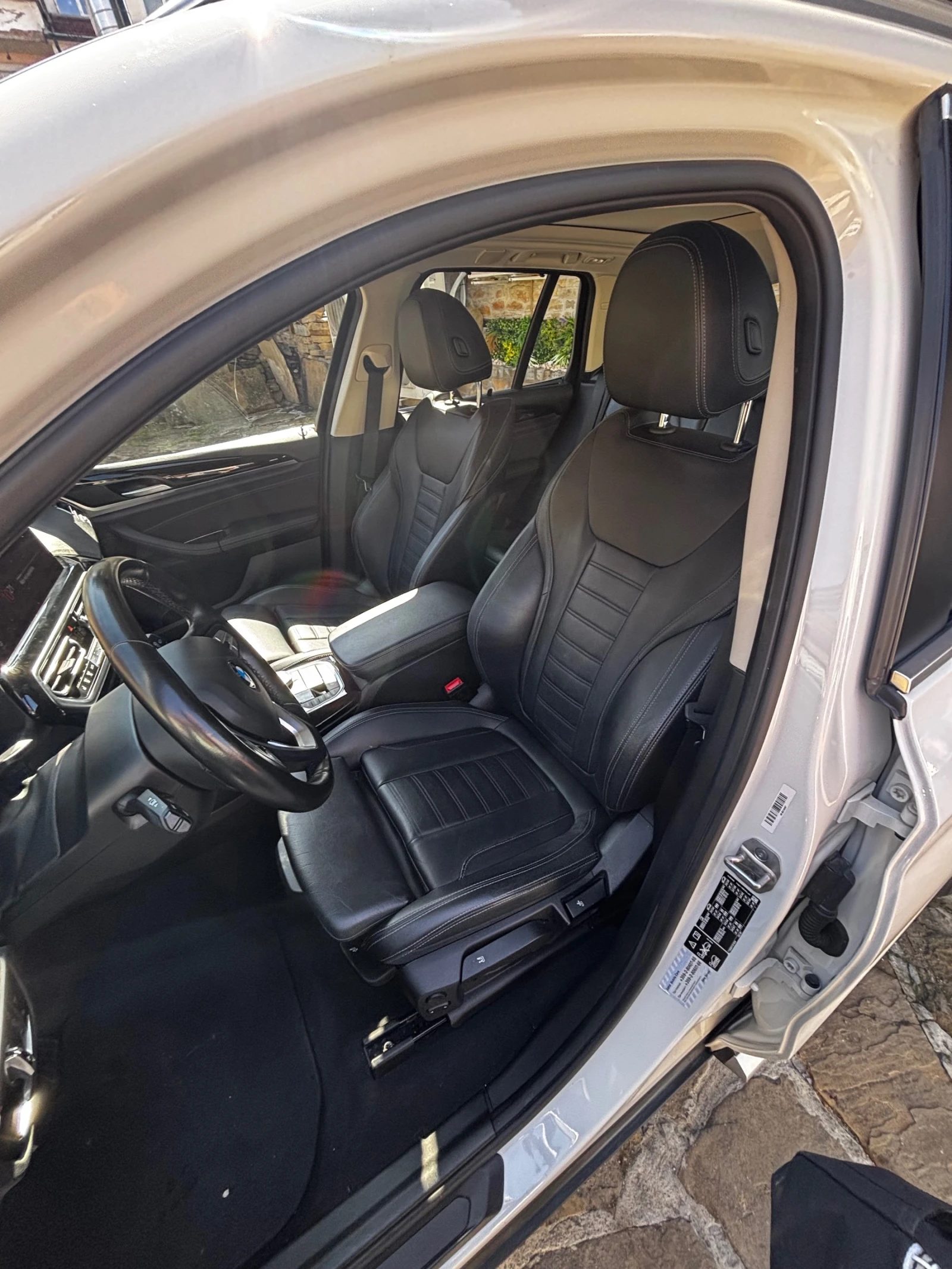 BMW X3 xDrive20d/Гаранция, снимка 17 - Автомобили и джипове - 54762527