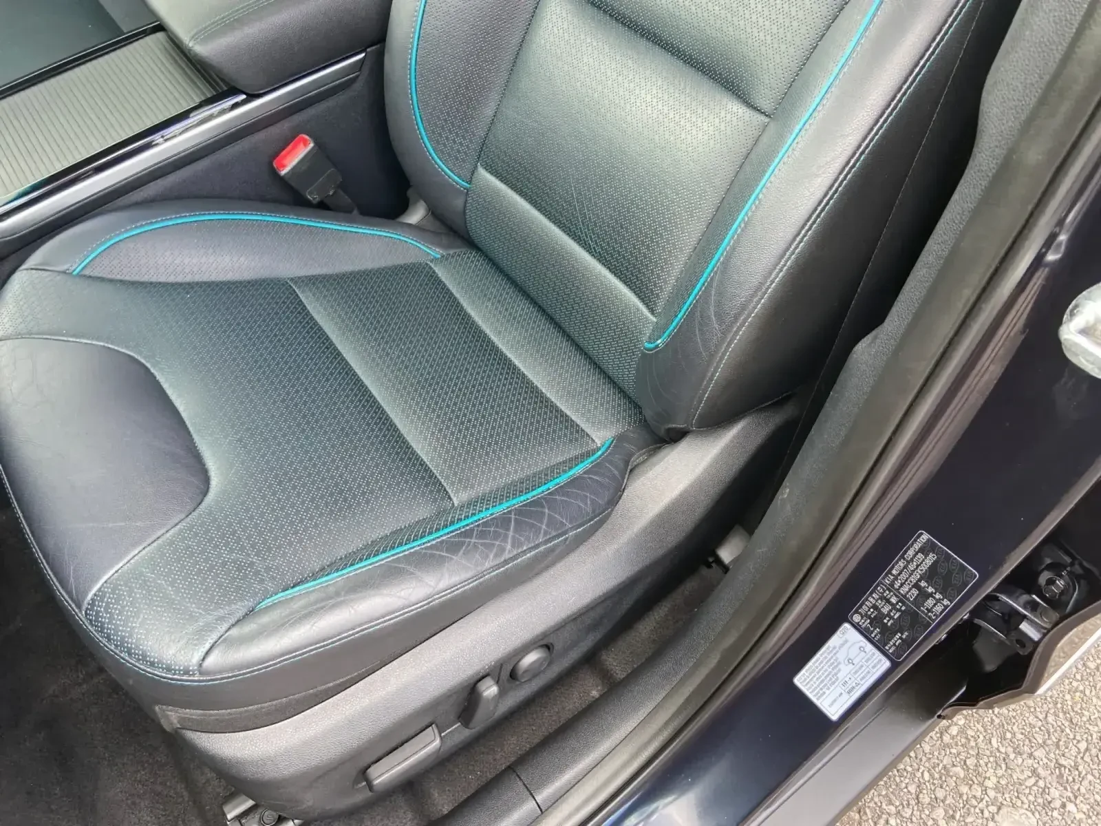 Kia Niro 64kWh-204кс-В НАЛИЧНОСТ!, снимка 7 - Автомобили и джипове - 54921883
