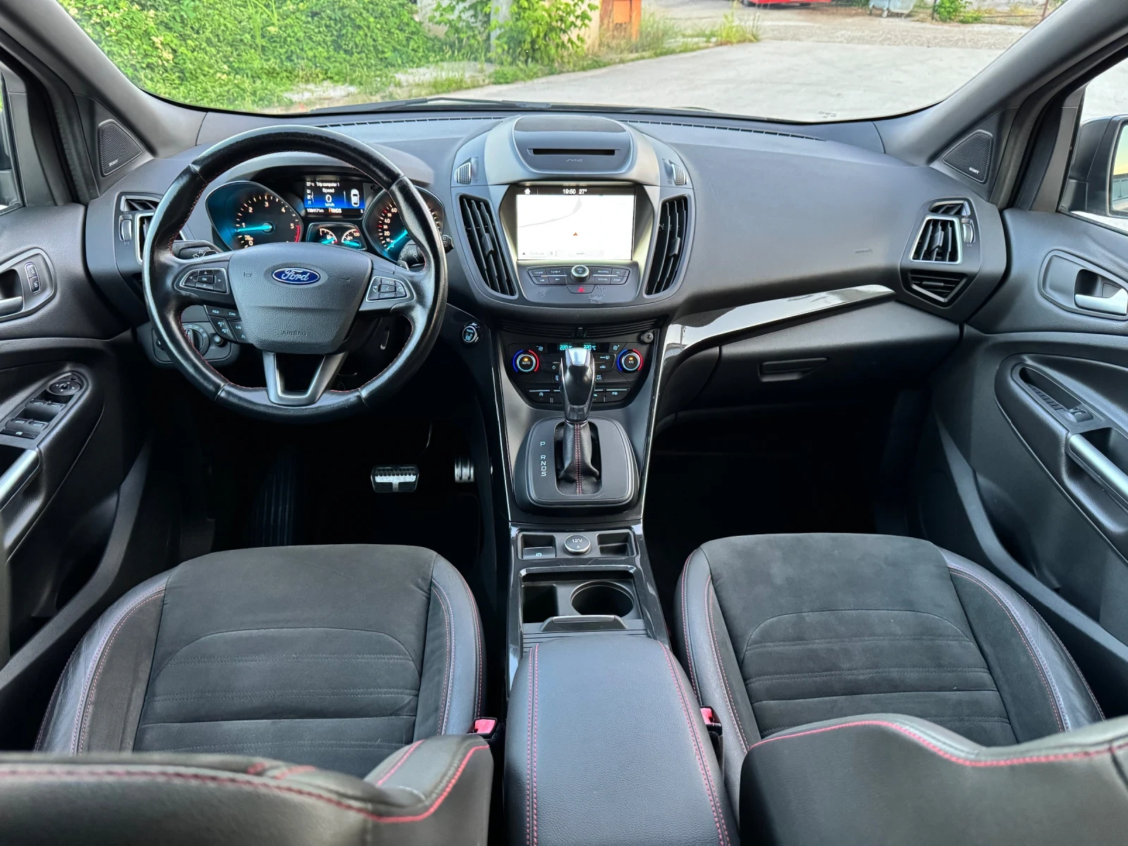 Ford Kuga 2.0TDCI ST-LINE SPORT, снимка 13 - Автомобили и джипове - 54982942