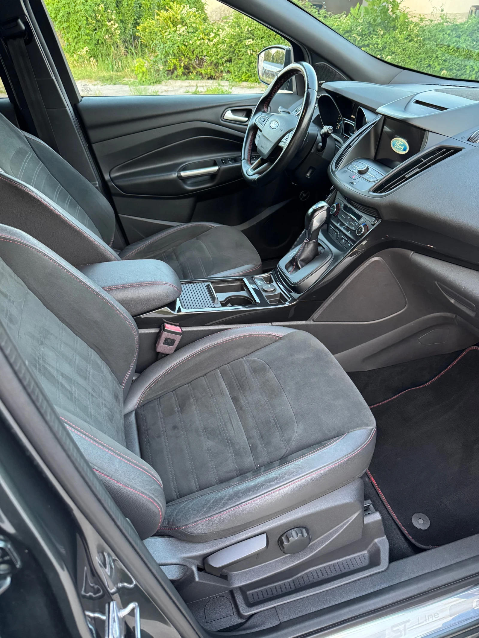 Ford Kuga 2.0TDCI ST-LINE SPORT, снимка 8 - Автомобили и джипове - 54982942