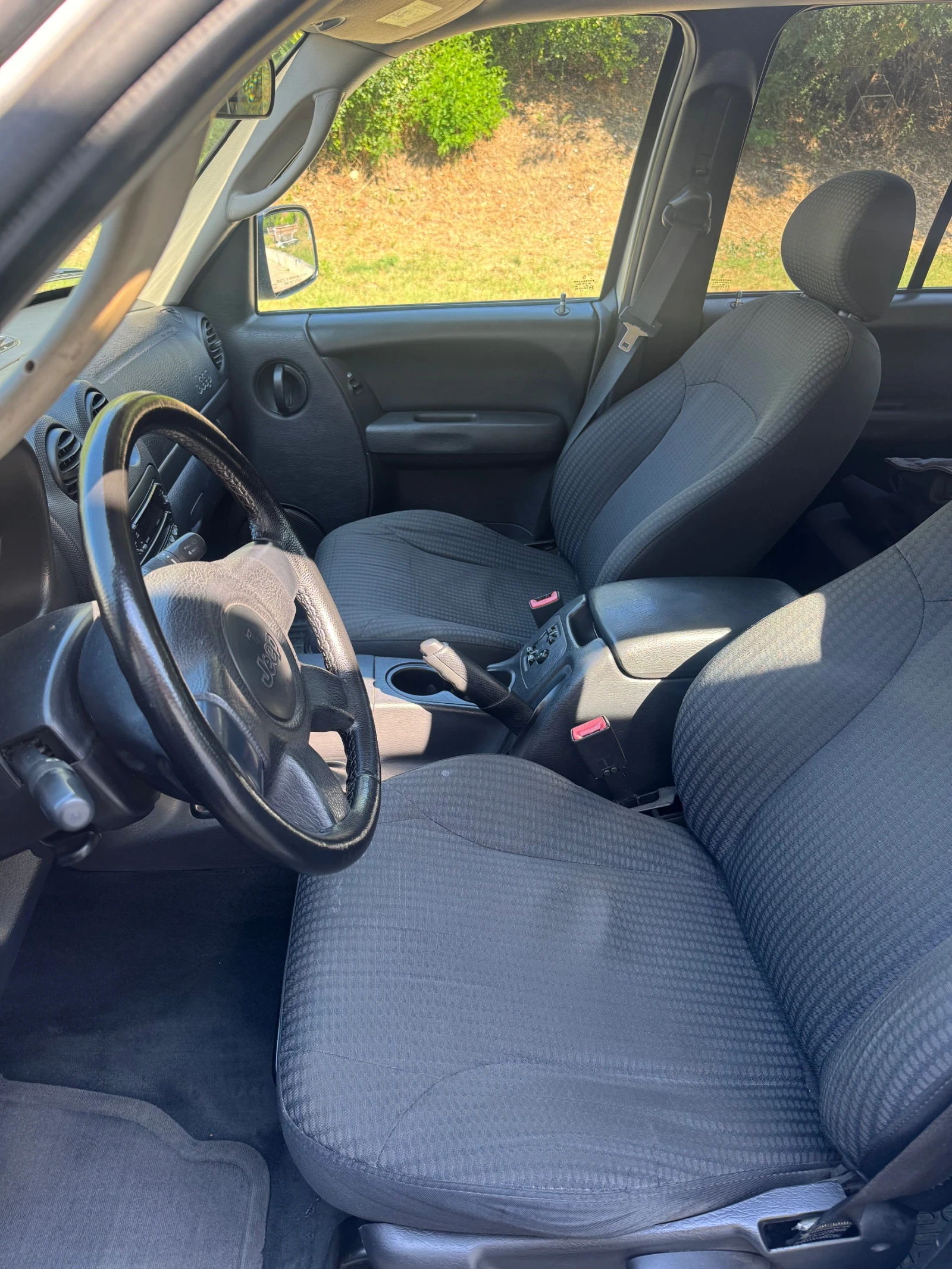 Jeep Cherokee, снимка 7 - Автомобили и джипове - 55502625