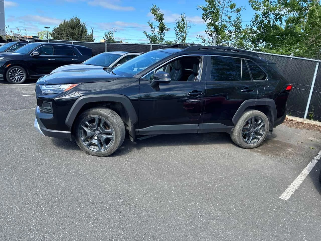 Toyota Rav4 * Trail * CARFAX * ОПЦИЯ ЗА ФИНАНСИРАНЕ , снимка 2 - Автомобили и джипове - 55508617