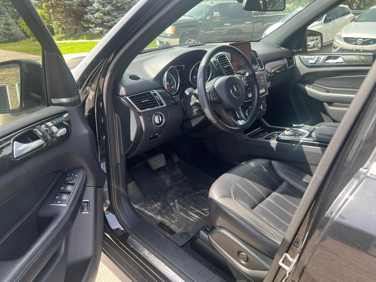 Mercedes-Benz GLE 350  * CARFAX * ОПЦИЯ ЗА ФИНАНСИРАНЕ, снимка 5 - Автомобили и джипове - 56012233