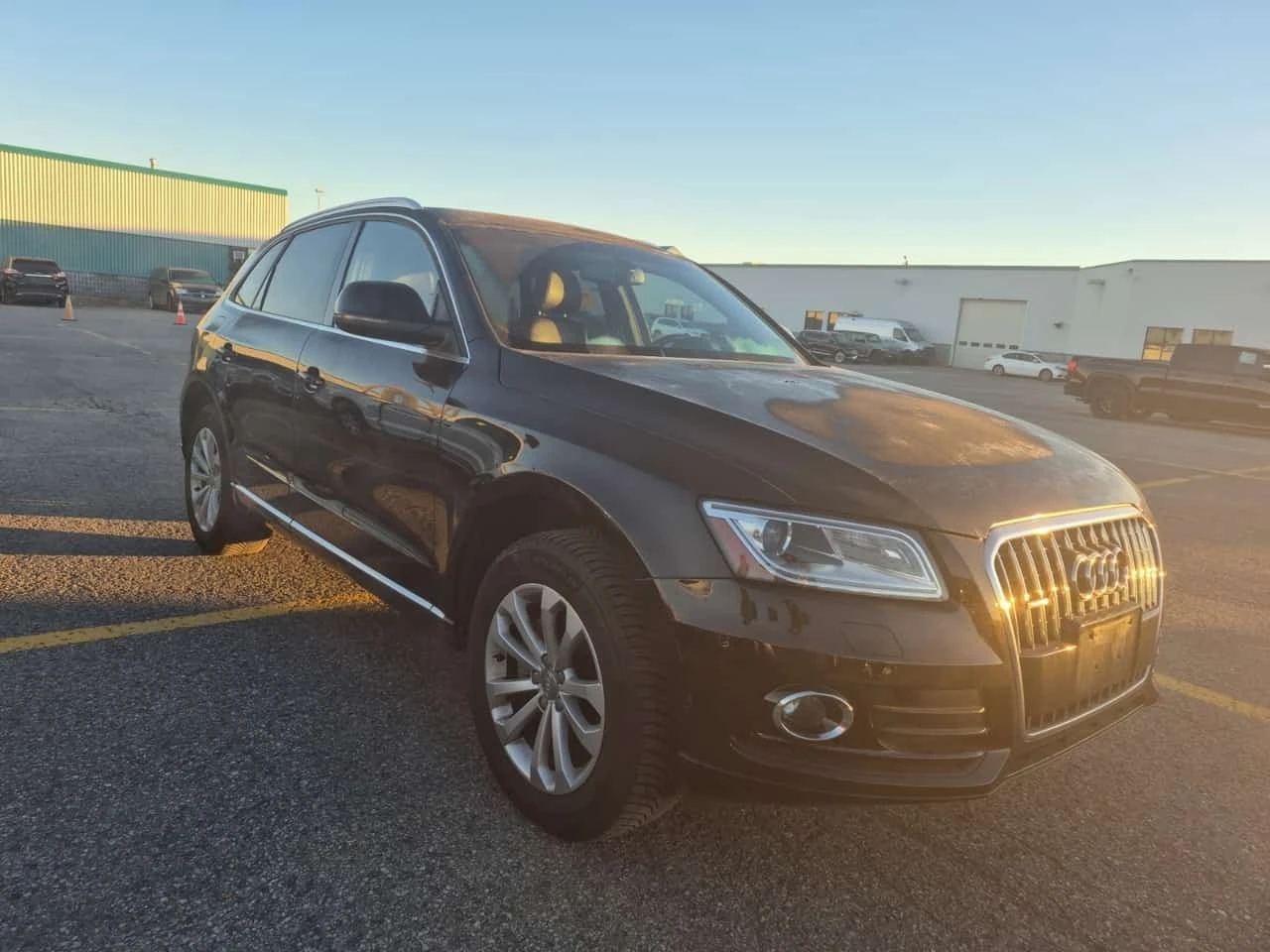 Audi Q5 * 2.0L PROGRESSIV * CARFAX * , снимка 2 - Автомобили и джипове - 56656339