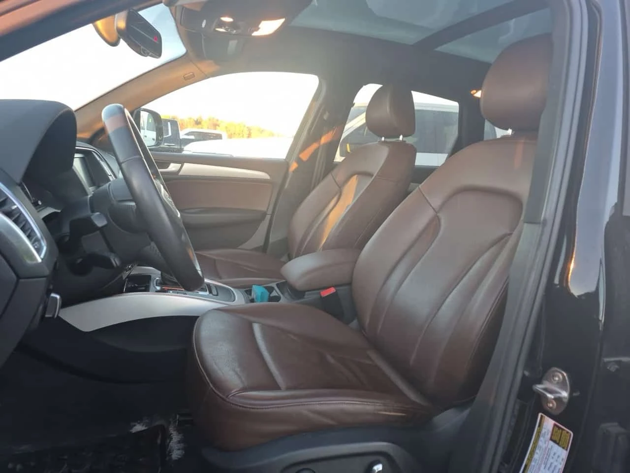 Audi Q5 * 2.0L PROGRESSIV * CARFAX * , снимка 5 - Автомобили и джипове - 56656339