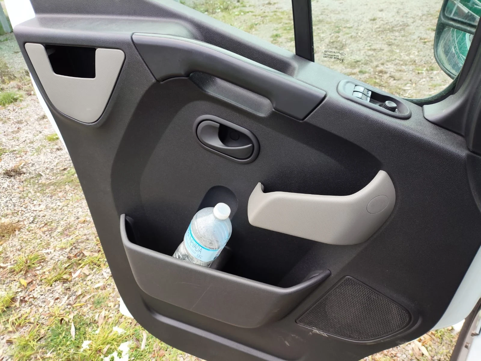 Renault Master Дълга база - изображение 8