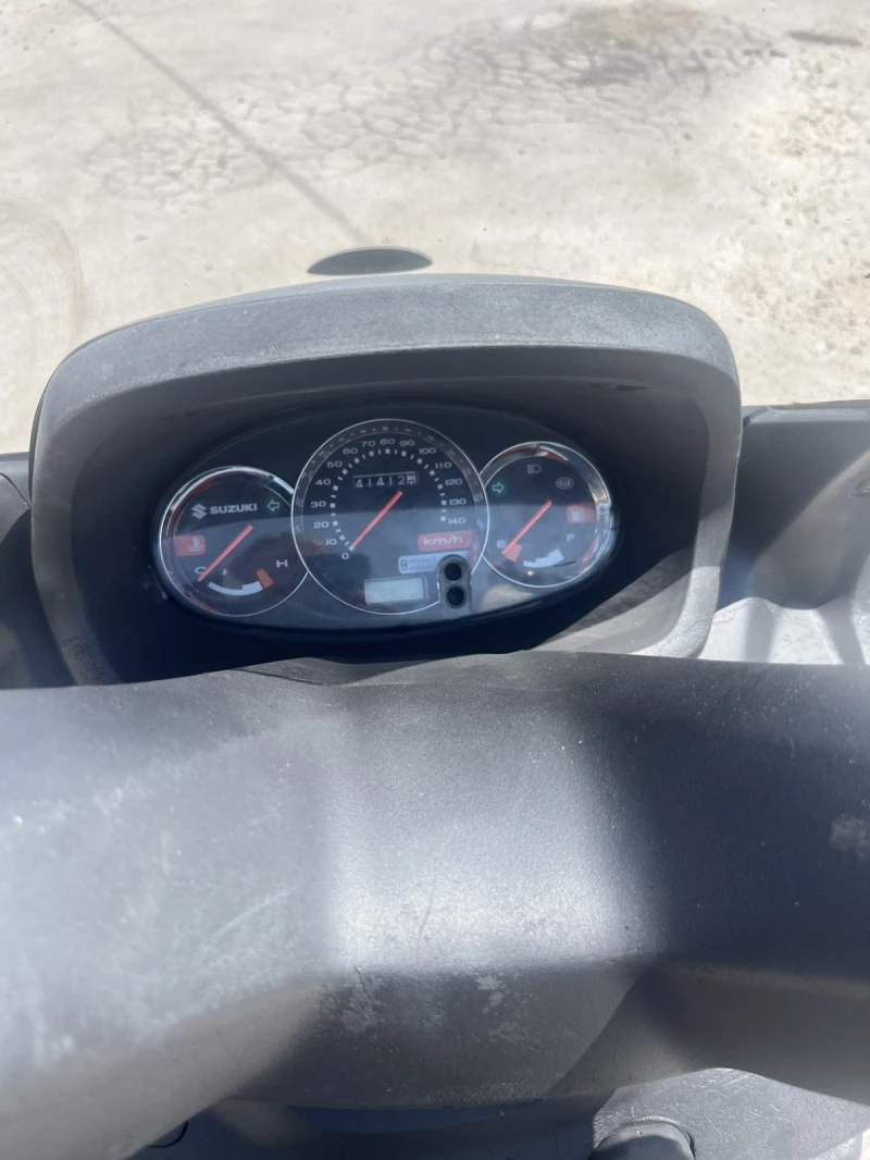 Suzuki Burgman, снимка 11 - Мотоциклети и мототехника - 51345009