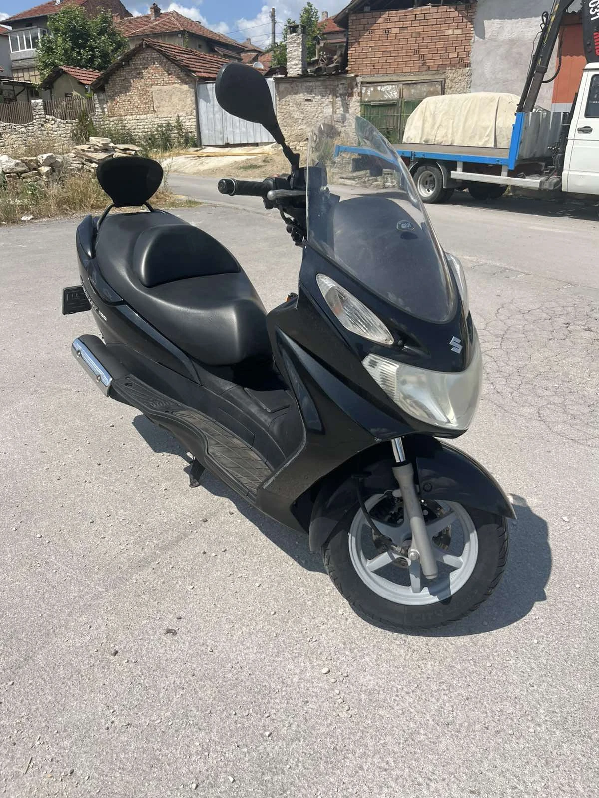 Suzuki Burgman  - изображение 3
