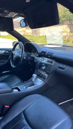 Mercedes-Benz C 200 AMG/Alcantara/CarPlay/АВТОМАТ, снимка 16