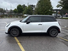 Mini Cooper s ПОДГРЕВ* HEAD-UP* CARPLAY* PANO* М.ТОЧКА* , снимка 3